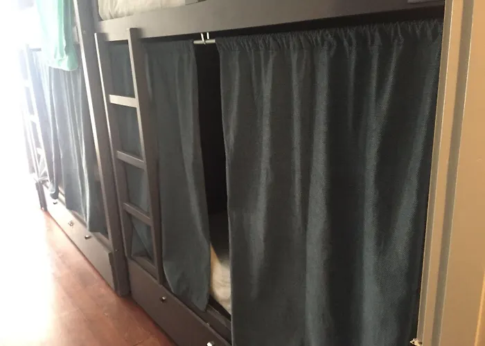 Back To ליסבון