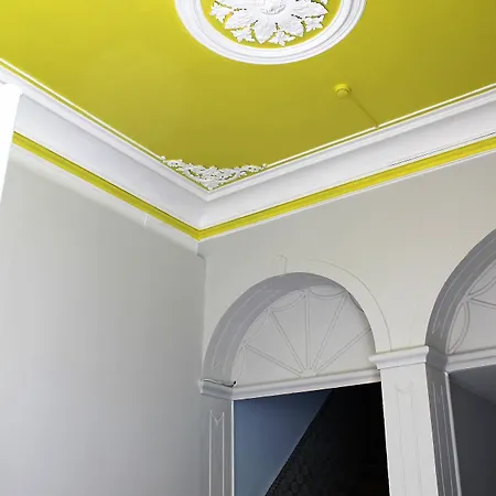 Back To بيت شباب