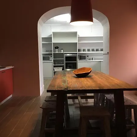Back To Hostel Lisbon
