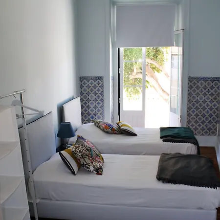 Albergue Back To *