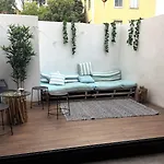 Back To بيت شباب Lisboa