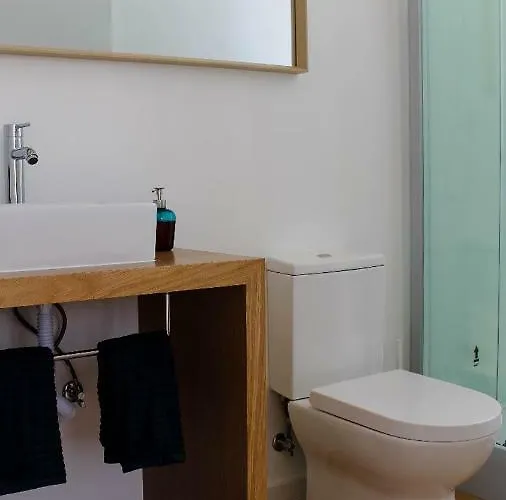 Back To Hostel Lizbona